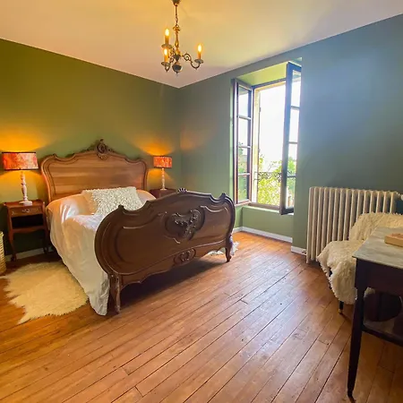 Empress House Mougon